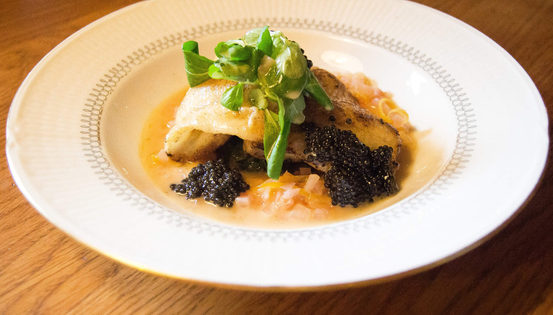 Meunierestegt fladfisk med caviar  og sauce beur blanc